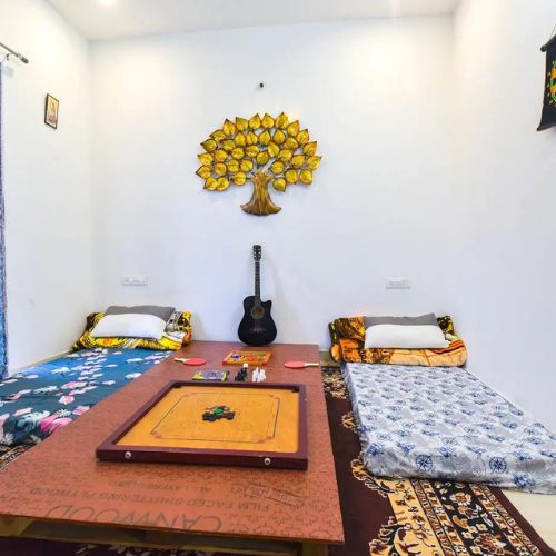 best budget place to stay in Udaipur